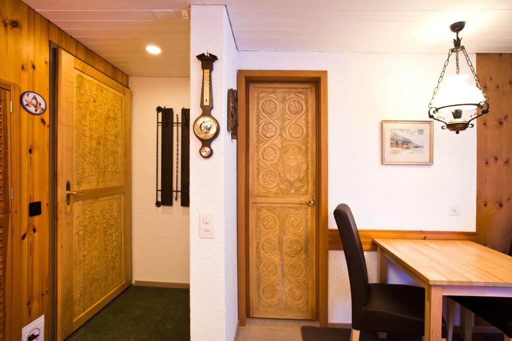 Mom - Alpine Boutique Apartments, Grindelwald Gletscher, Eiger View Terrace Studio Szoba fotó